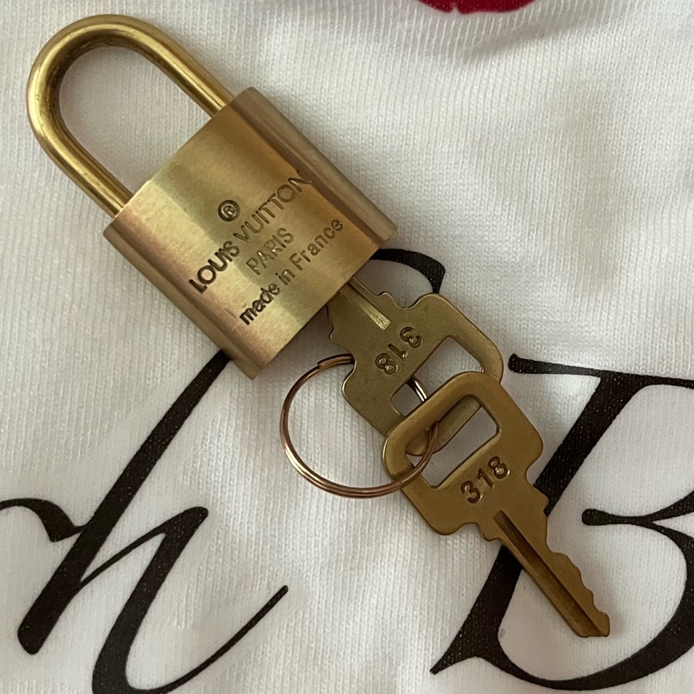 Louis Vuitton Lock & Key Set